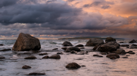 Co-1st Place: Giant's Tomb Island  By Andrew Crome